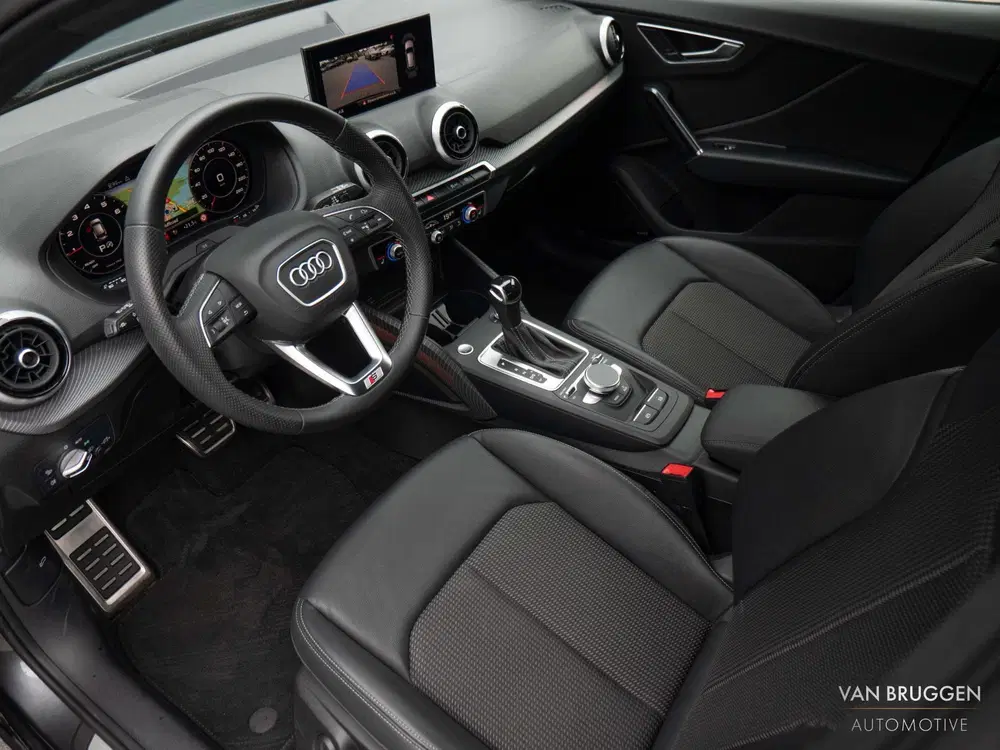 Audi Q2 35 TFSI S-Line Pano SONOS Keyless Sfeer BT uit 2023, foto 13