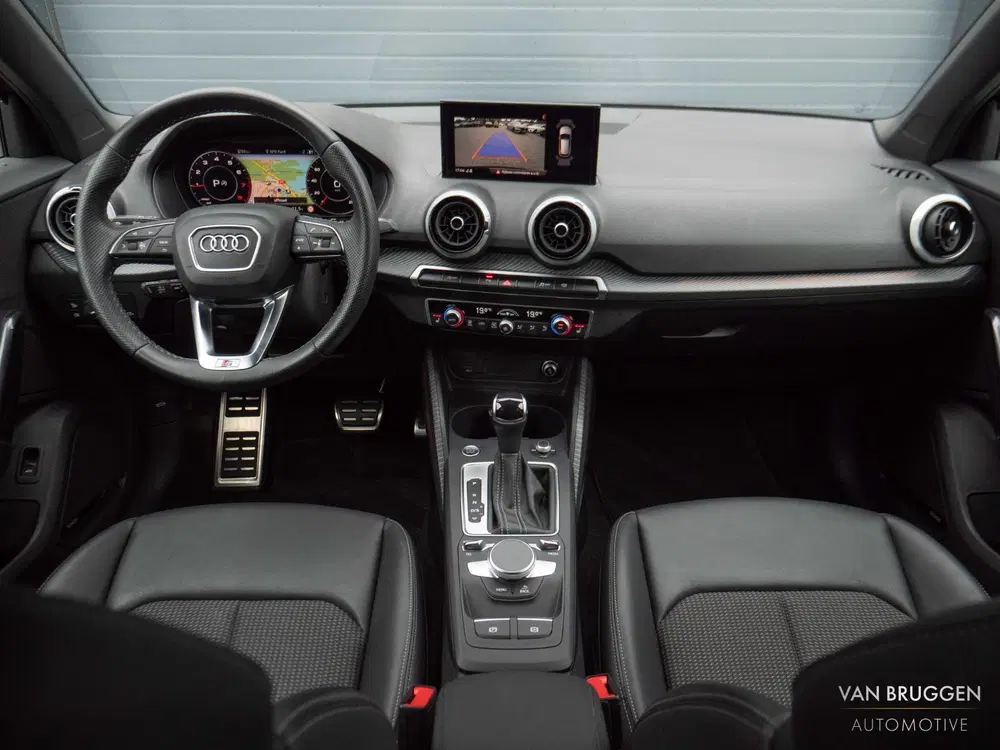 Audi Q2 35 TFSI S-Line Pano SONOS Keyless Sfeer BT uit 2023, foto 7