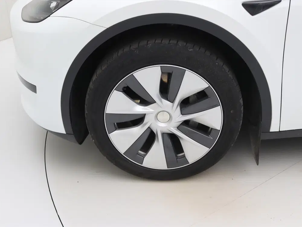 Tesla Model Y Standard RWD Plus 94.5% SoH [ AMD RYZEN+AU uit 2023, foto 13