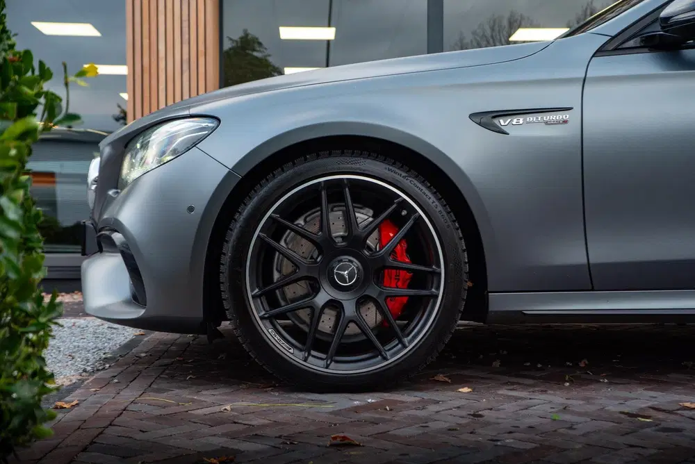 Mercedes-Benz E-Klasse AMG 63 4MATIC Premium Plus Schuifdak uit 2019, foto 11