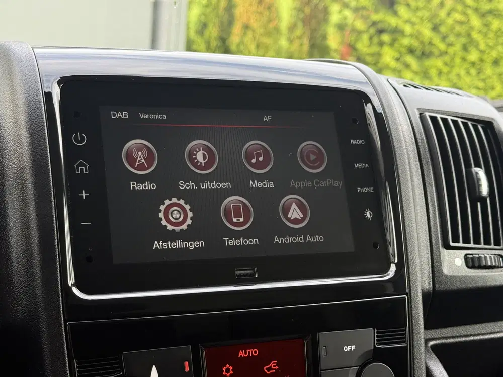 Peugeot Boxer 2.2 BlueHDi 120 PK uit 2023, foto 15