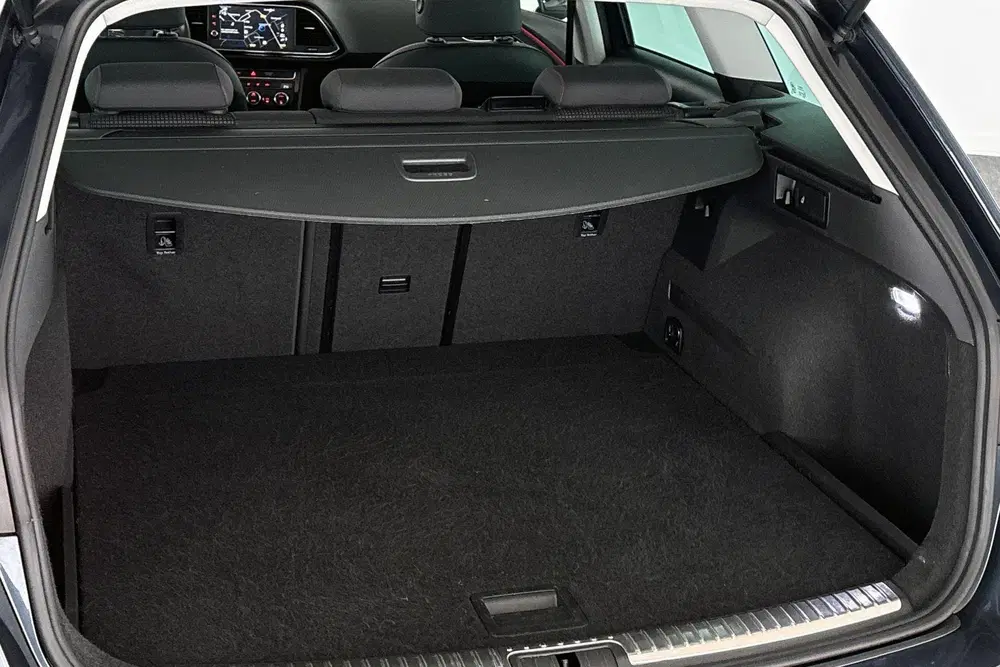 SEAT Leon 1.5 TSI FR Business Intense Panoramadak Vi uit 2019, foto 10