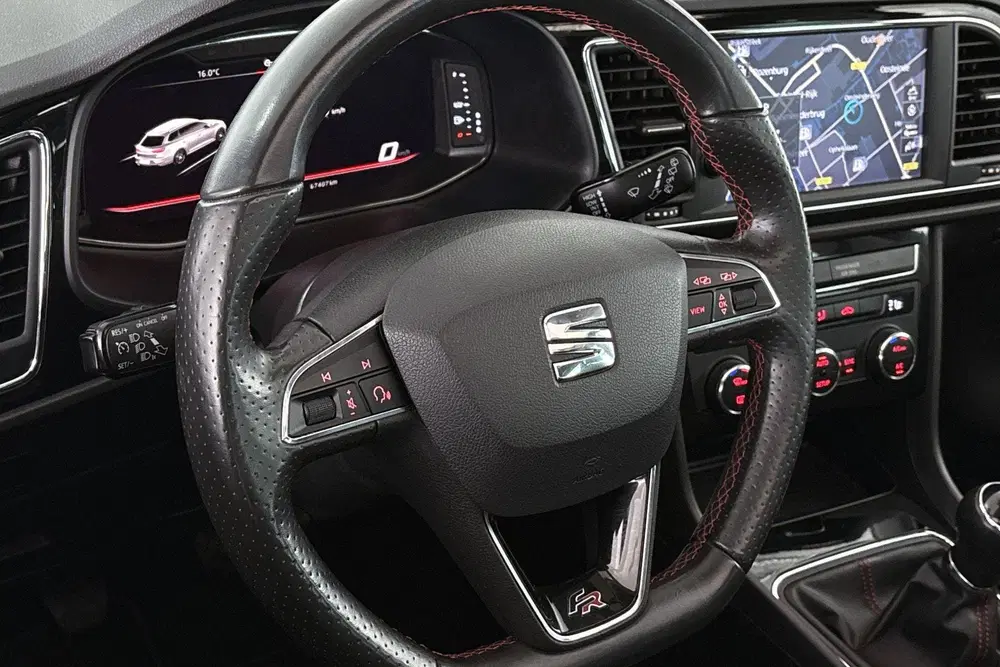 SEAT Leon 1.5 TSI FR Business Intense Panoramadak Vi uit 2019, foto 12
