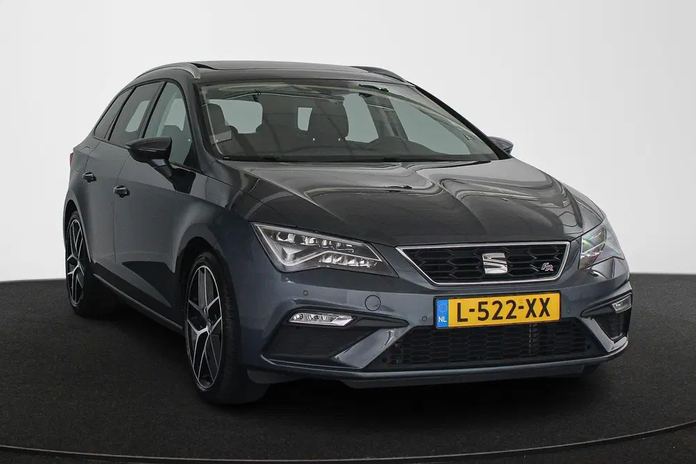 SEAT Leon 1.5 TSI FR Business Intense Panoramadak Vi uit 2019, foto 2