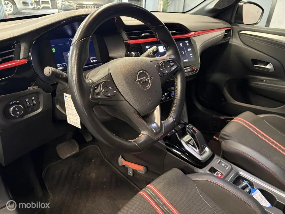 Opel Corsa 1.2 GS Line AUTOMAAT uit 2020, foto 4