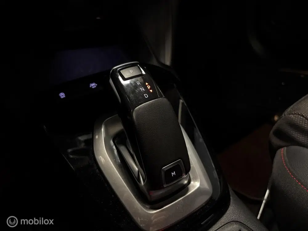 Opel Corsa 1.2 GS Line AUTOMAAT uit 2020, foto 9
