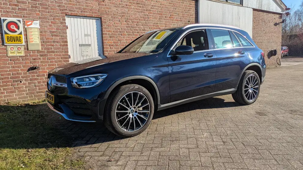 Mercedes-Benz GLC 300e 4MATIC Premium Plus uit 2021, foto 3