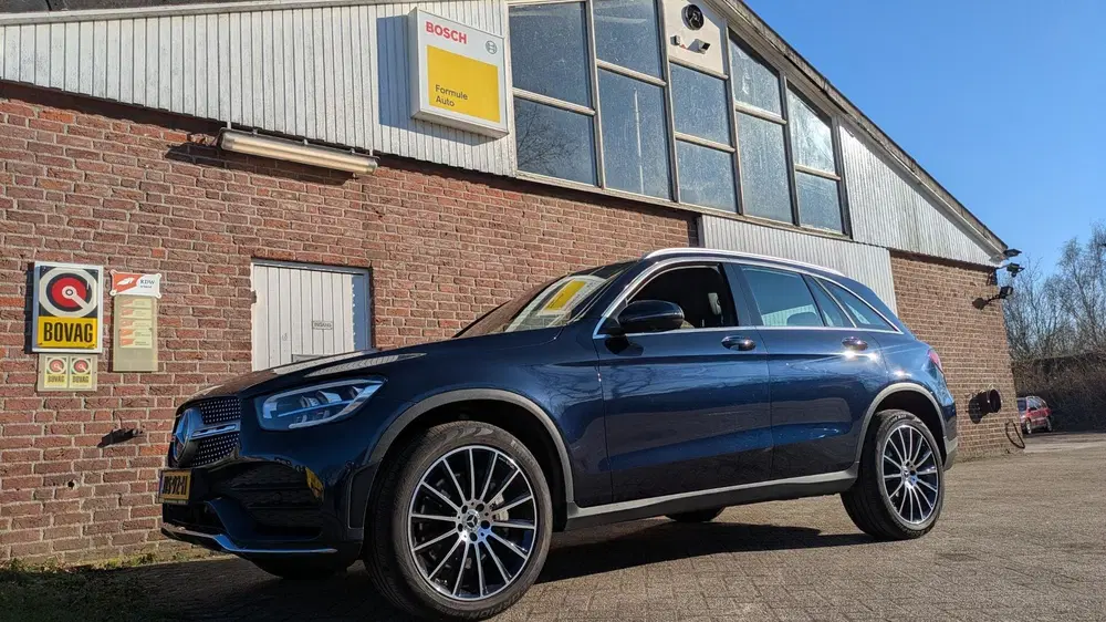 Mercedes-Benz GLC 300e 4MATIC Premium Plus uit 2021, foto 5