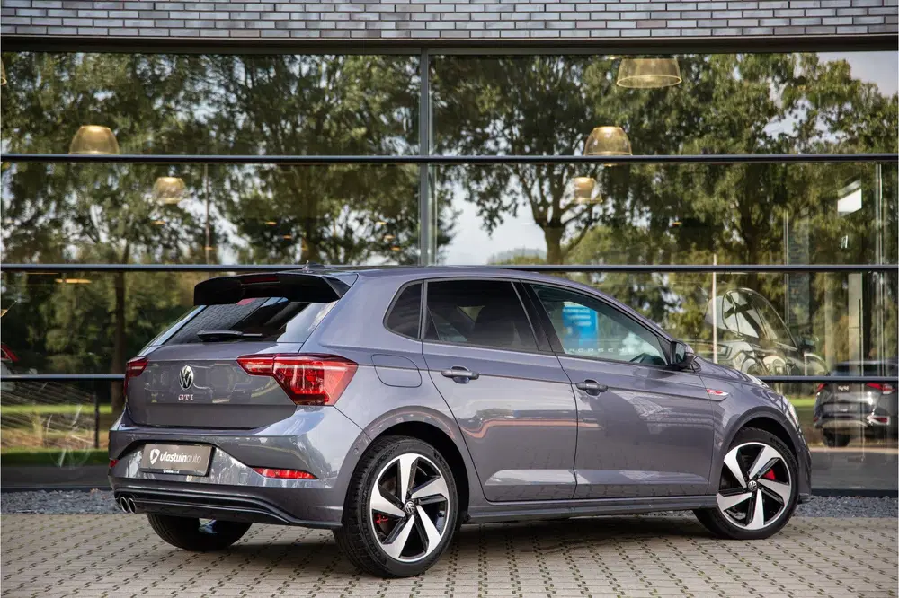 Volkswagen Polo 2.0 TSI GTI uit 2025, foto 2