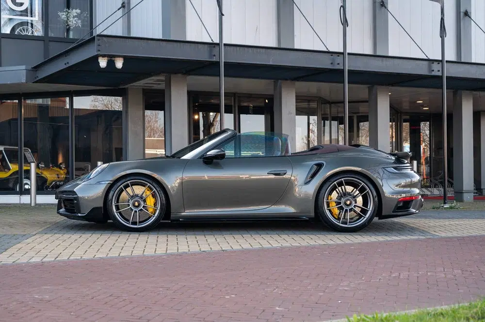 Porsche 911 Turbo S Cabriolet (bj 2021 uit 2021, foto 10