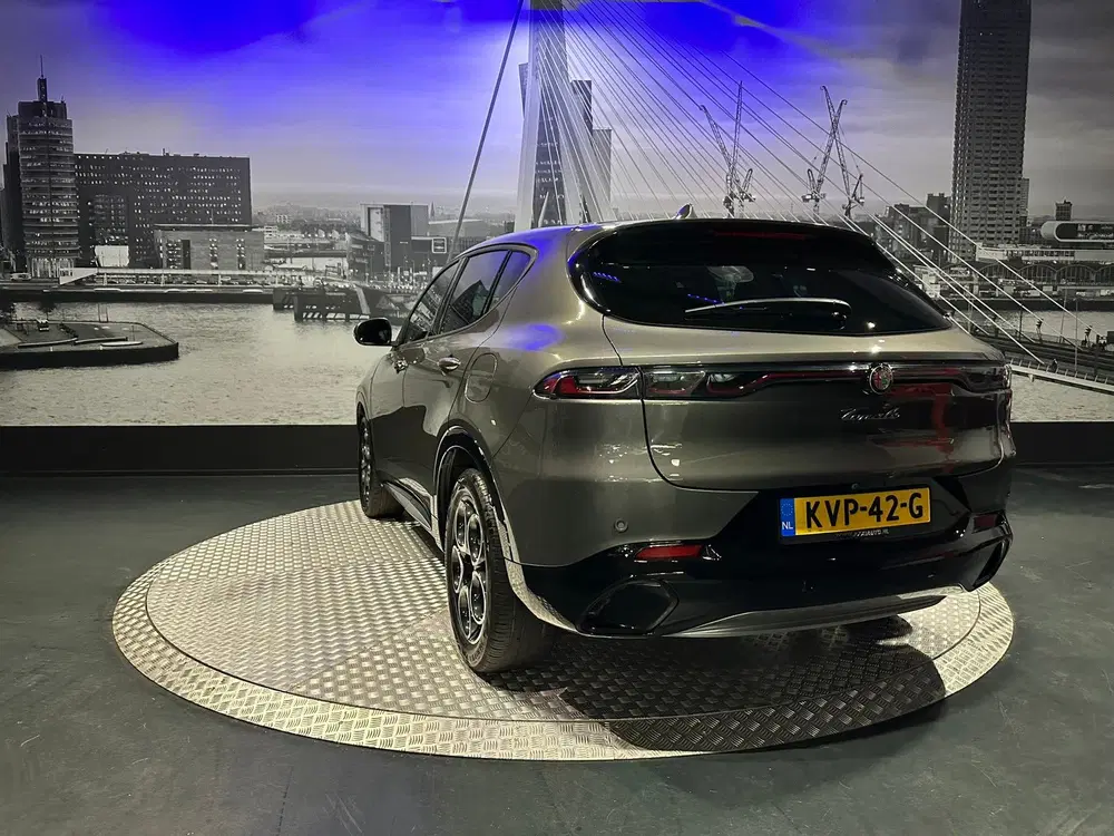 Alfa Romeo Tonale 1.3 Ibrida Plug-In Q4 uit 2024, foto 10
