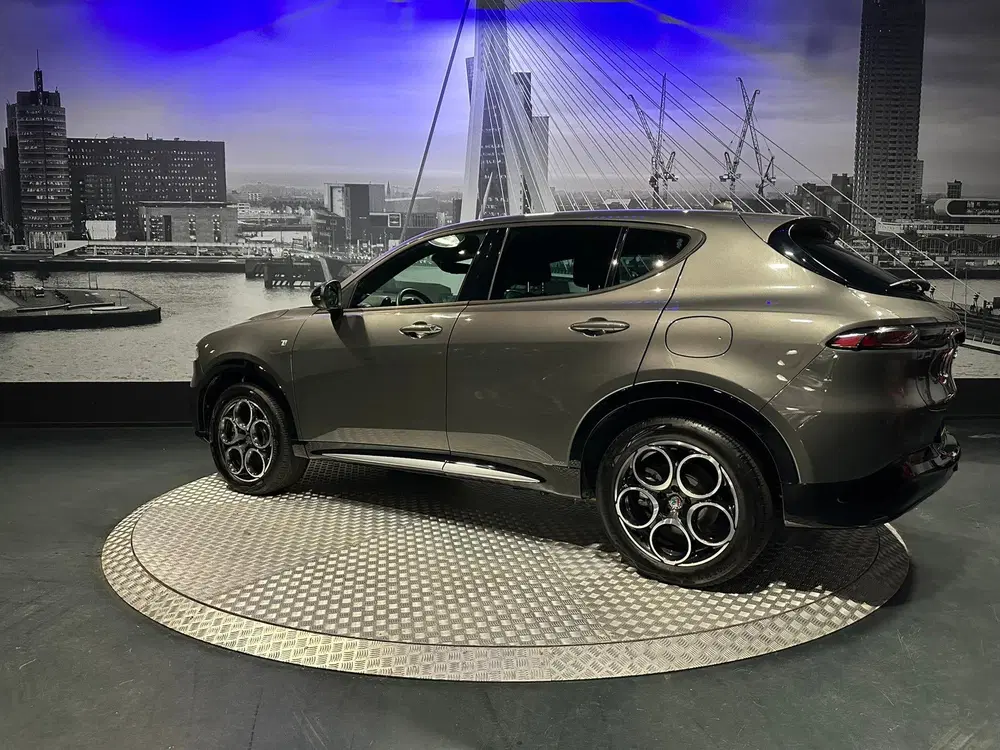 Alfa Romeo Tonale 1.3 Ibrida Plug-In Q4 uit 2024, foto 9