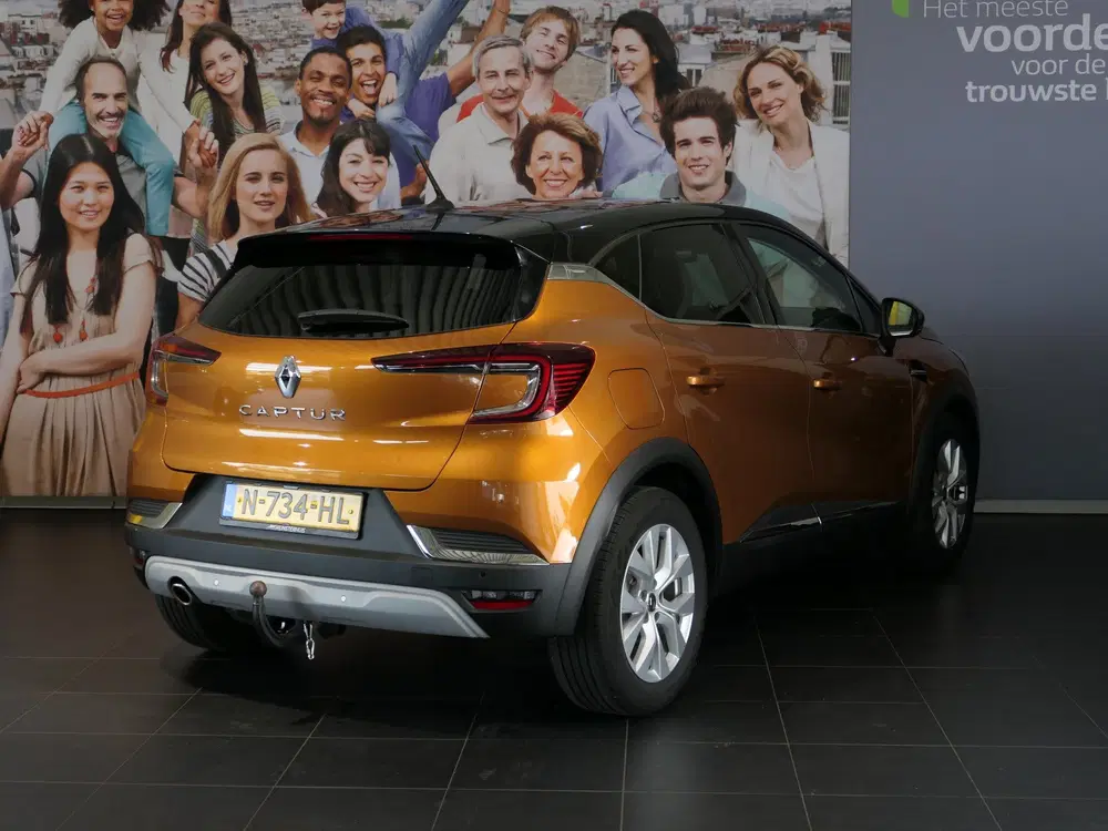 Renault Captur 1.3 TCe 140 Intens uit 2021, foto 3