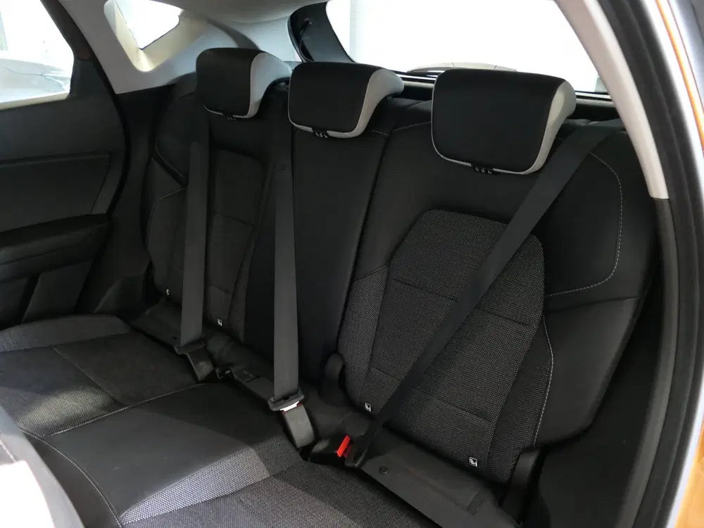 Renault Captur 1.3 TCe 140 Intens uit 2021, foto 9