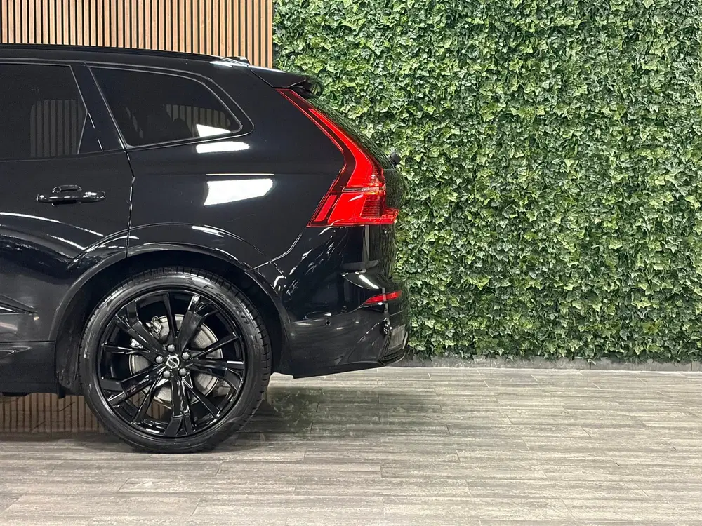 Volvo XC60 T6 AWD Recharge Ultra Black Edition uit 2025, foto 7