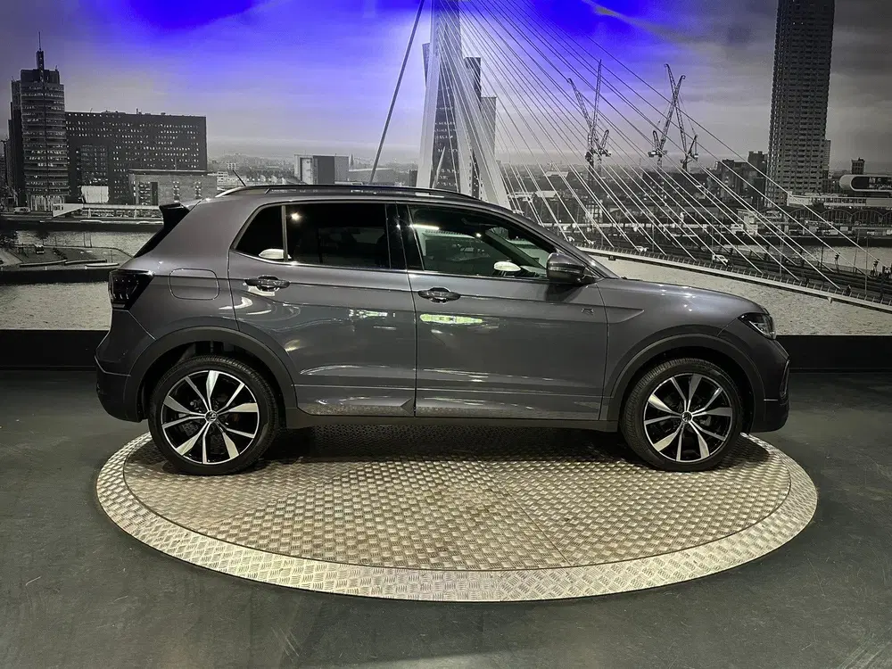 Volkswagen T-Cross 1.0 TSI R-Line Edition *Camera*Clima*Appc uit 2025, foto 2