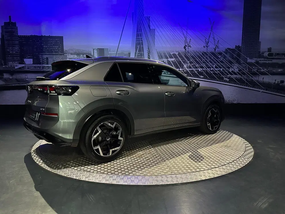 Volkswagen T-Roc 1.5 eTsi R-Line First Edition *Led*Camera* uit 2026, foto 13
