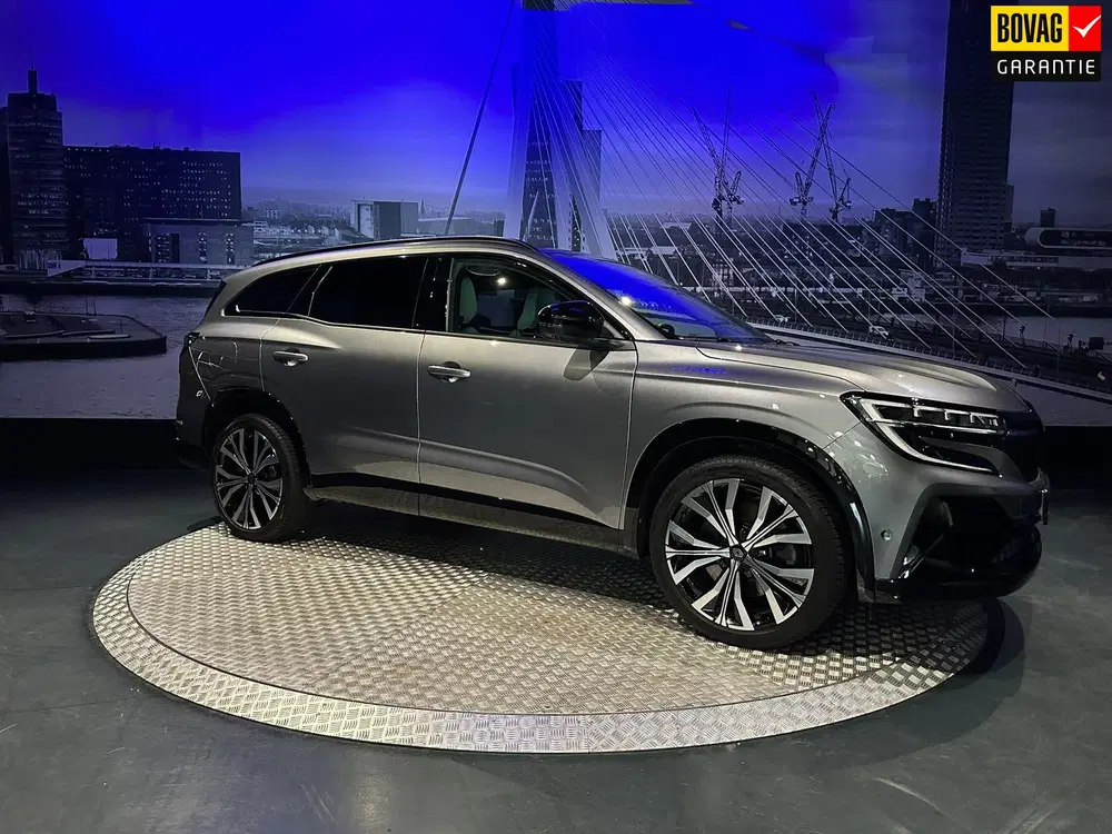 Renault Espace E-Tech full hybrid 200 iconic 7p. *Trekhaa uit 2024