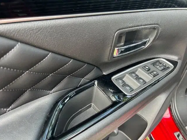Mitsubishi Outlander 2.4 PHEV Instyle Leder uit 2020, foto 15