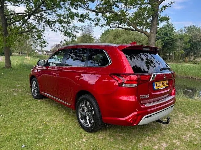 Mitsubishi Outlander 2.4 PHEV Instyle Leder uit 2020, foto 7