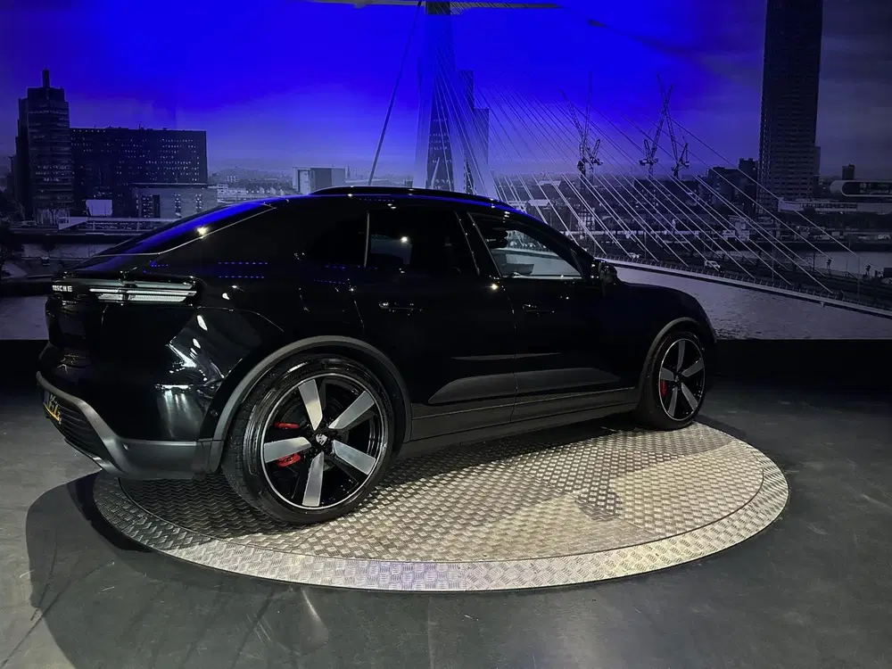 Porsche Macan 4 S 100 kWh *Pano*Luchtvering*Bose*Trekhaa uit 2025, foto 13