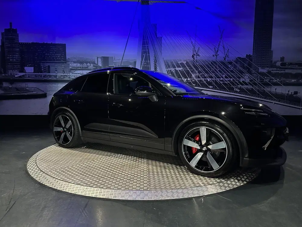 Porsche Macan 4 S 100 kWh *Pano*Luchtvering*Bose*Trekhaa uit 2025, foto 3