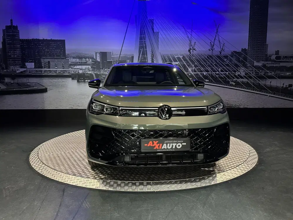 Volkswagen Tiguan 1.5 eHybrid R-Line Edition *2026 *Leder*Me uit 2026, foto 3