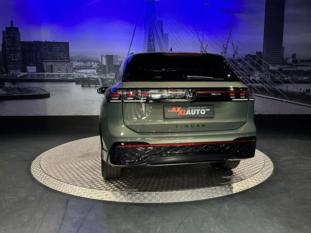 Volkswagen Tiguan 1.5 eHybrid R-Line Edition *2026 *Leder*Me uit 2026, foto 8