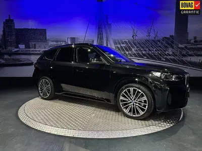 BMW X1 XDrive25e M-Pakket *Pano*HUD*360camera*Dri uit 2025