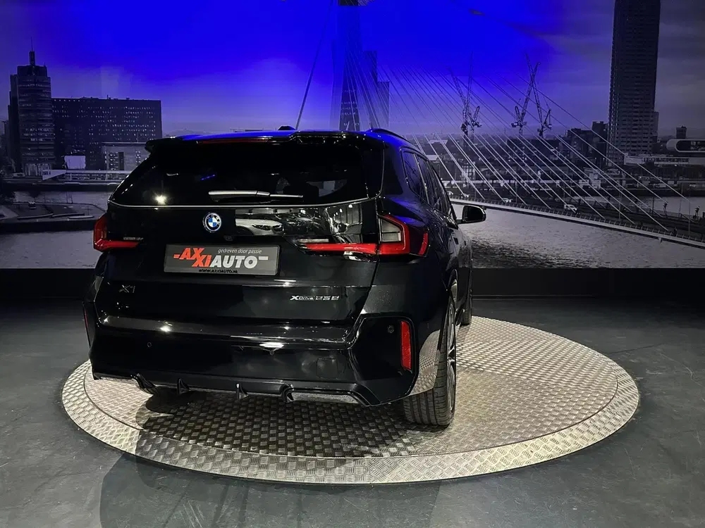 BMW X1 XDrive25e M-Pakket *Pano*HUD*360camera*Dri uit 2025, foto 12