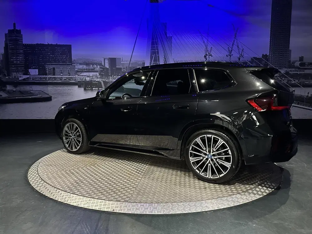 BMW X1 XDrive25e M-Pakket *Pano*HUD*360camera*Dri uit 2025, foto 9