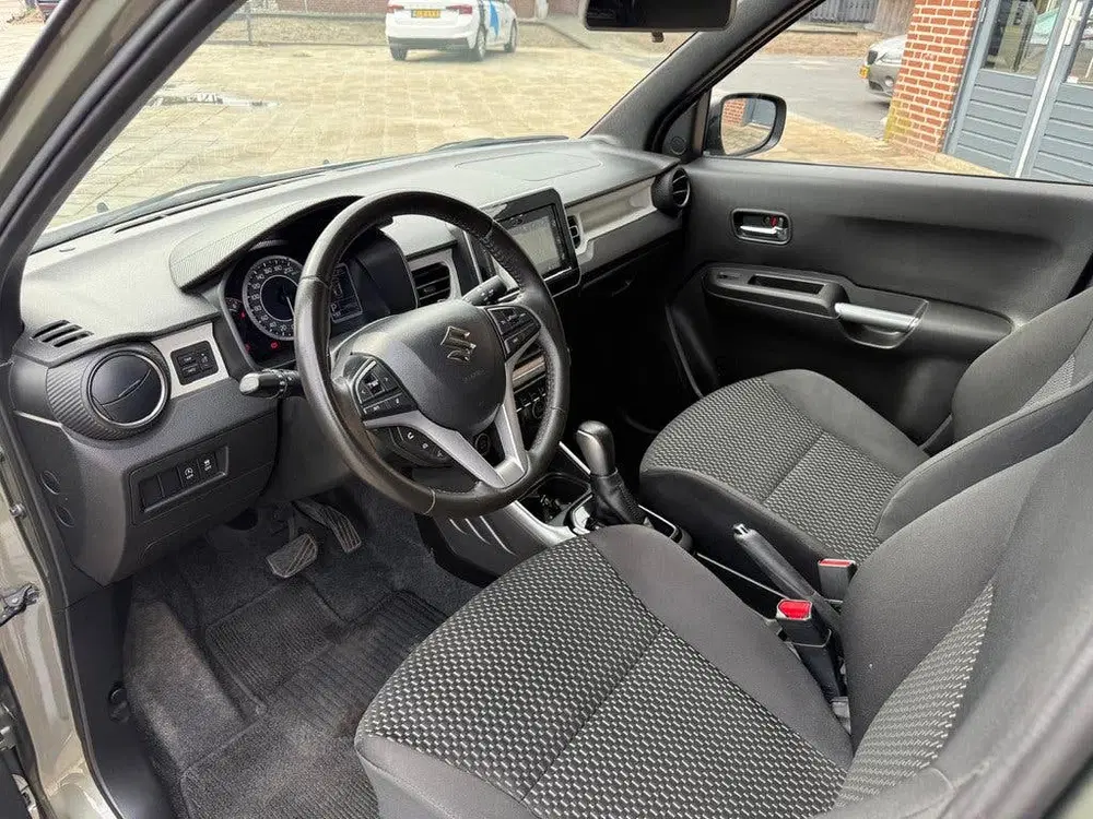 Suzuki Ignis 1.2 Smart Hybrid Style Automaat Navi uit 2023, foto 2