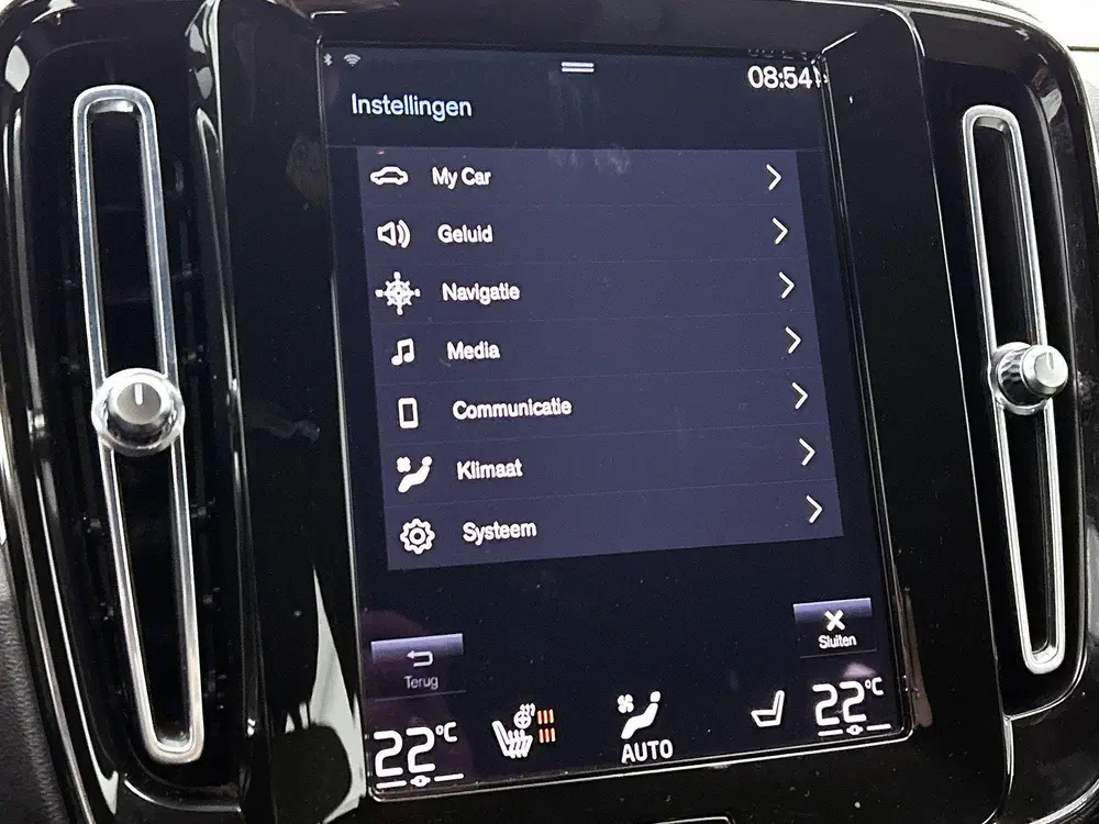Volvo XC40 1.5 T5 Recharge Plus Dark uit 2023, foto 13