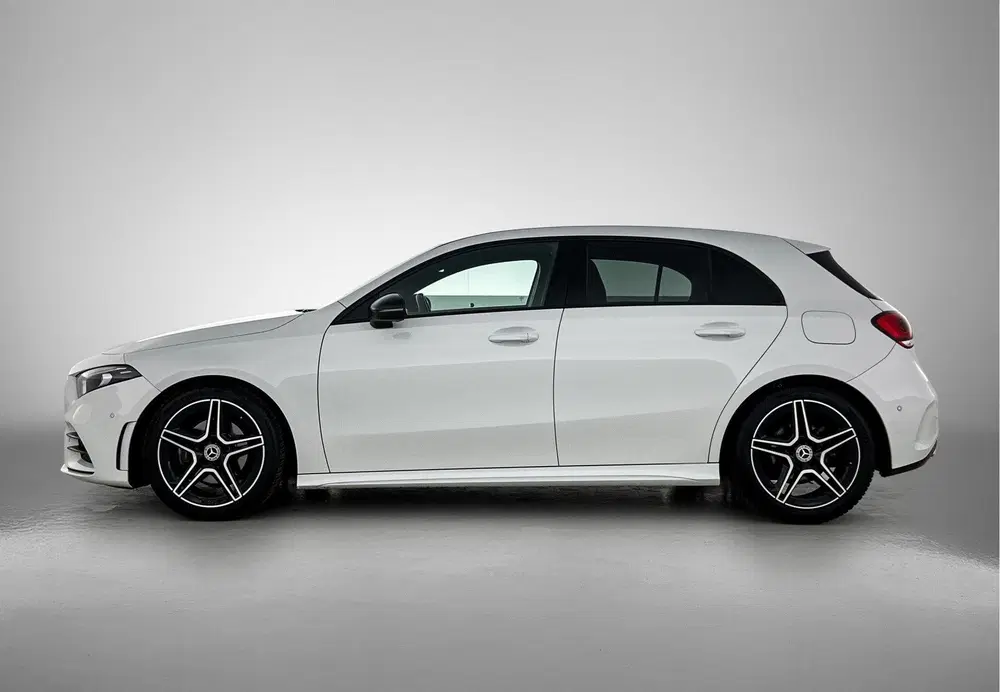 Mercedes-Benz A-Klasse 180 Business Solution AMG Lichtmetale uit 2022, foto 4