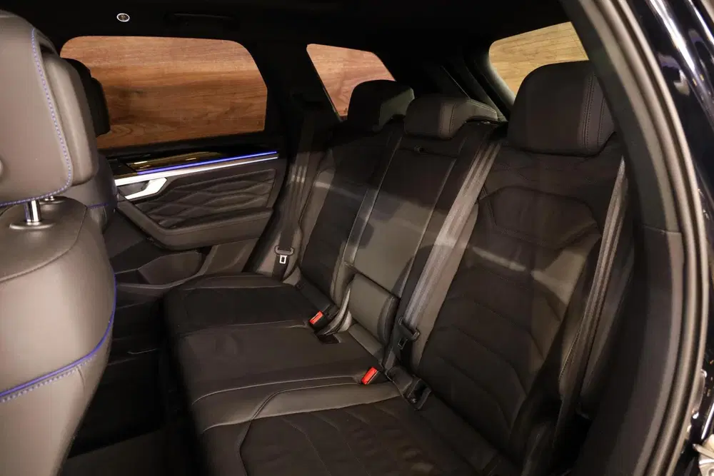 Volkswagen Touareg 3.0 TSi 4MOTION R uit 2021, foto 11