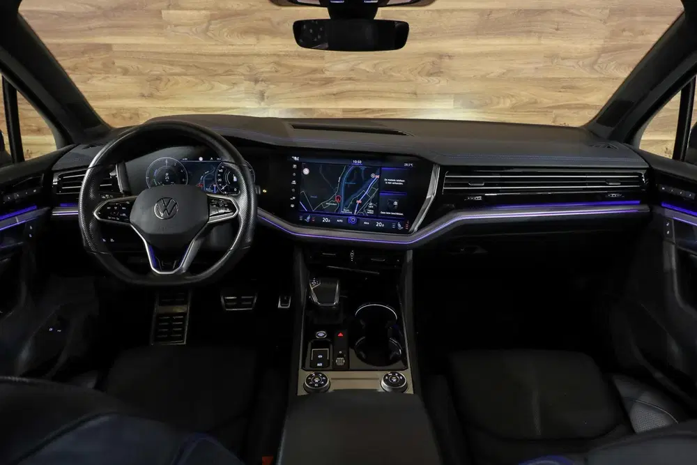 Volkswagen Touareg 3.0 TSi 4MOTION R uit 2021, foto 3