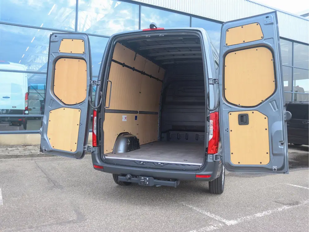 Mercedes-Benz Sprinter 317 CDI L2H2 uit 2024, foto 3