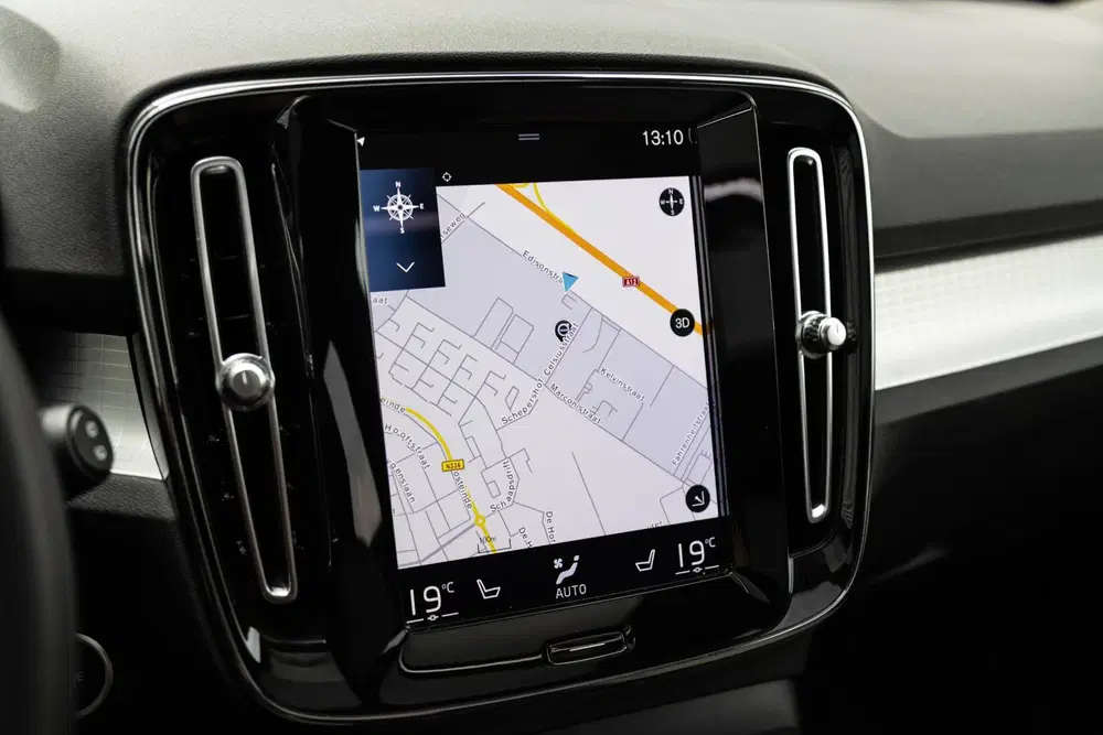 Volvo XC40 1.5 T4 Plug-in Hybrid Plus Dark uit 2023, foto 15