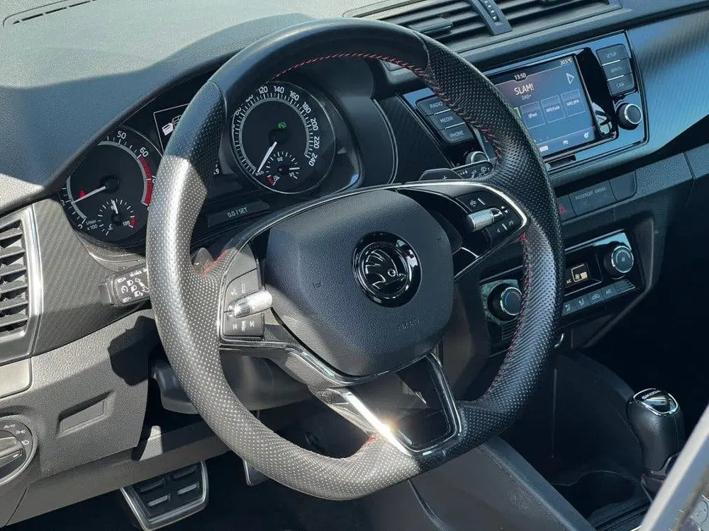 Skoda Fabia 1.0 TSI Monte-Carlo uit 2021, foto 13