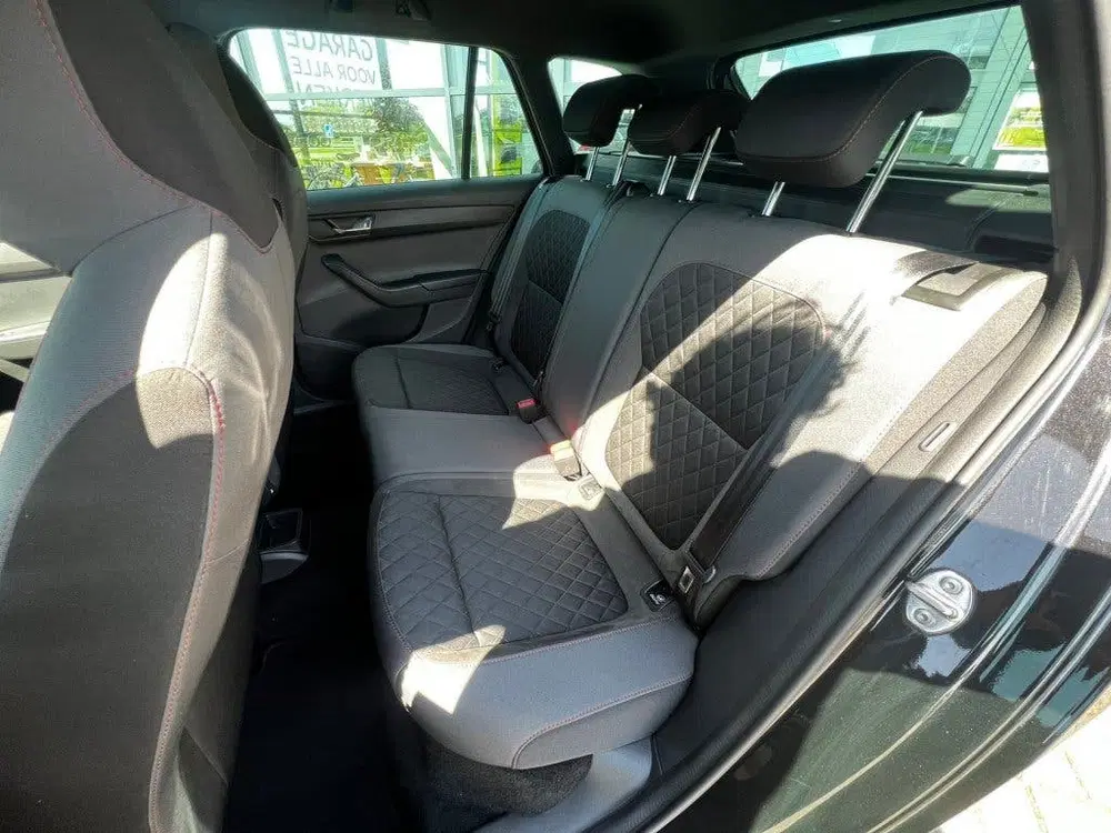 Skoda Fabia 1.0 TSI Monte-Carlo uit 2021, foto 15