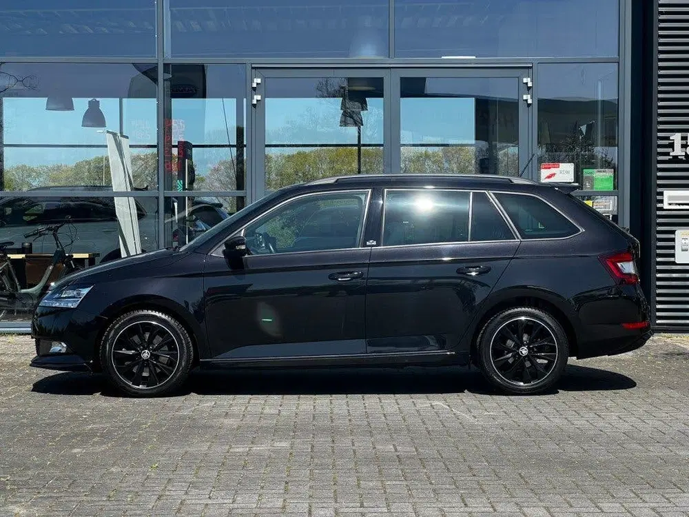 Skoda Fabia 1.0 TSI Monte-Carlo uit 2021, foto 4