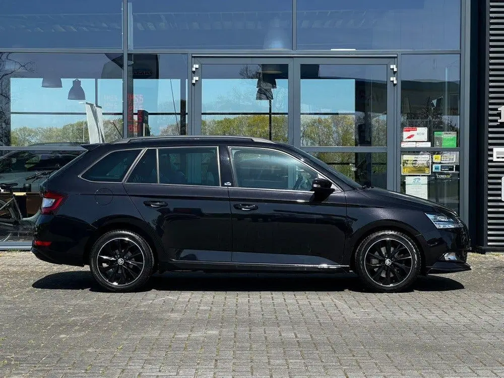 Skoda Fabia 1.0 TSI Monte-Carlo uit 2021, foto 5