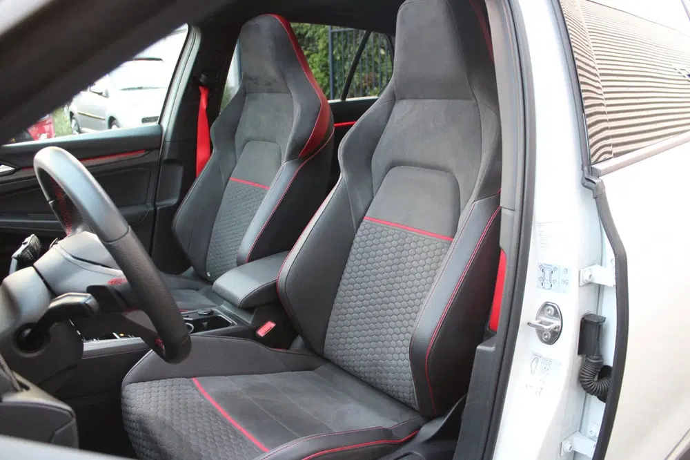 Volkswagen Golf 2.0 TSI GTI uit 2021, foto 8