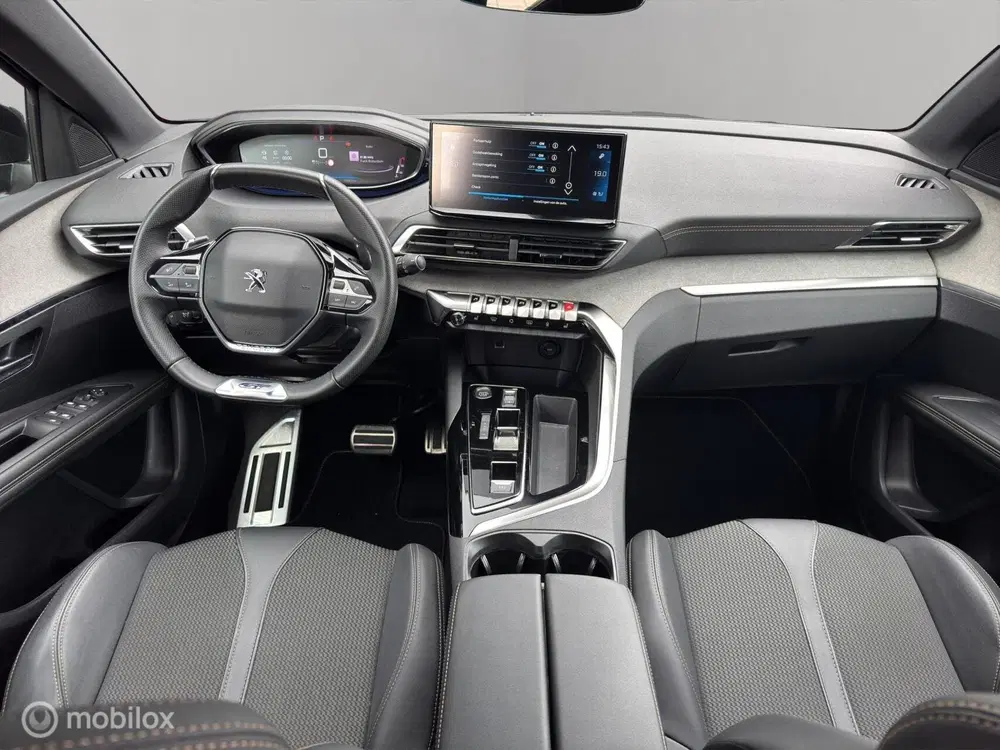 Peugeot 3008 1.2 Turbo GT uit 2023, foto 14
