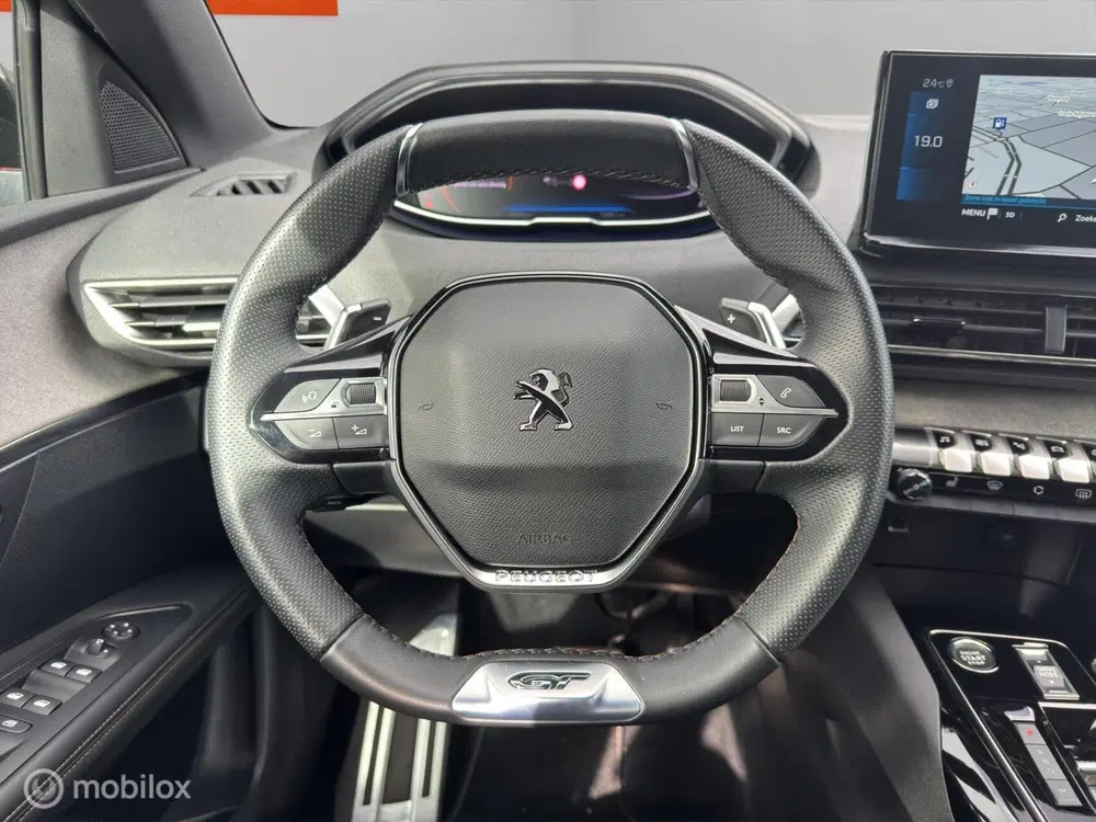 Peugeot 3008 1.2 Turbo GT uit 2023, foto 7