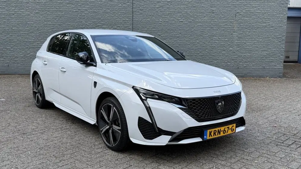 Peugeot 308 1.2 GT AUTOMAAT 18''LM 360 CAM 136PK NARDO uit 2024, foto 5