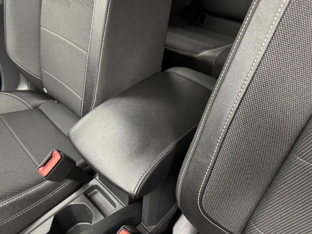 Volkswagen T-Cross 1.0 TSi Style 110PK Automaat-Trekhaak-Nav uit 2022, foto 15