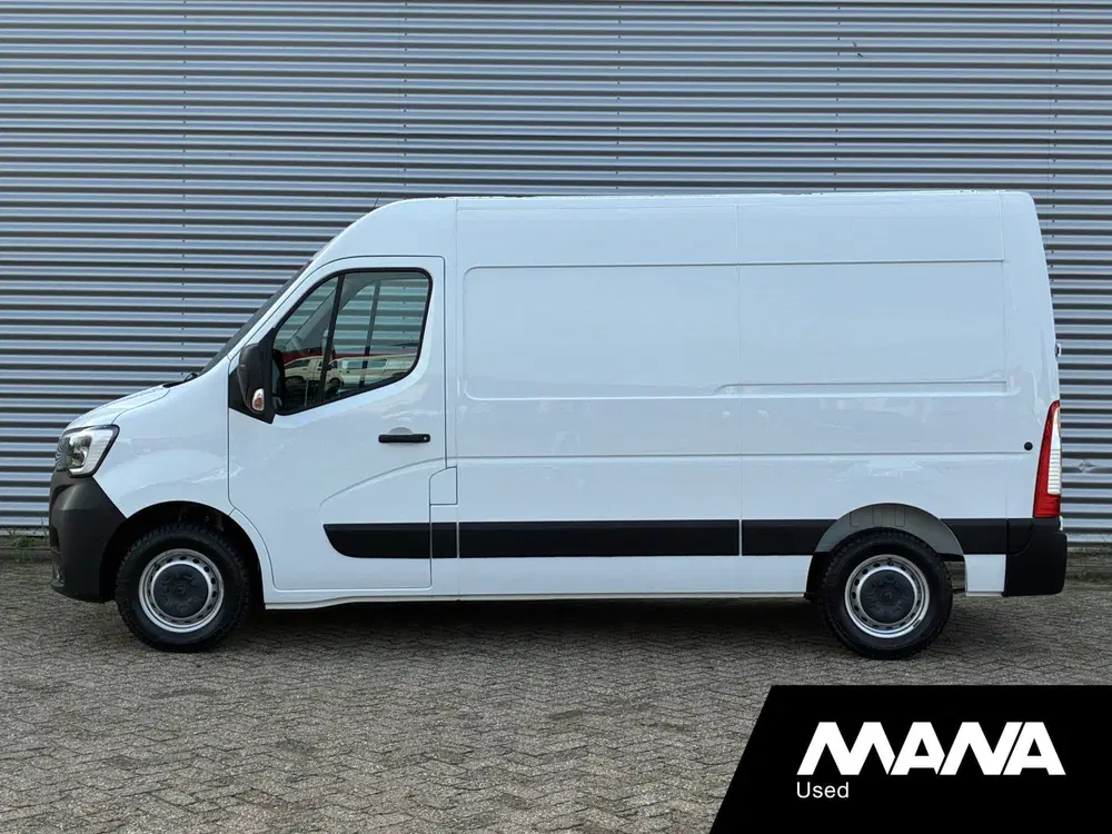 Renault Master T35 2.3 dCi 135 L2H2 Airco Bluetooth Senso uit 2024, foto 2