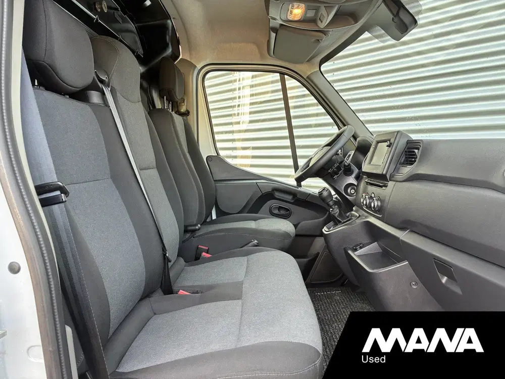 Renault Master T35 2.3 dCi 135 L2H2 Airco Bluetooth Senso uit 2024, foto 8