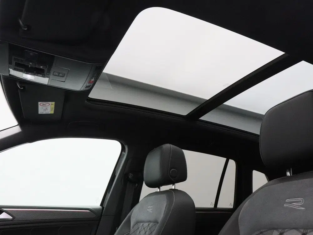 Volkswagen Tiguan 1.4 TSi 245 Pk eHybrid R-Line Business uit 2023, foto 11